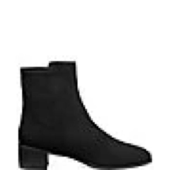 STUART WEITZMAN
Easyon Reserve suede and neoprene ankle boots - Picture 5 of 9